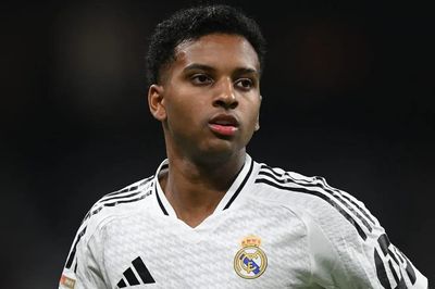 HLV Ancelotti loại bỏ Rodrygo
