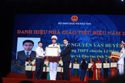 Thầy Nguyễn Văn Huyên- Người 'kiến tạo' những tấm Huy chương