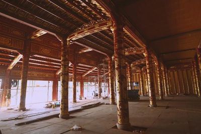 Sống lại một hoàng cung