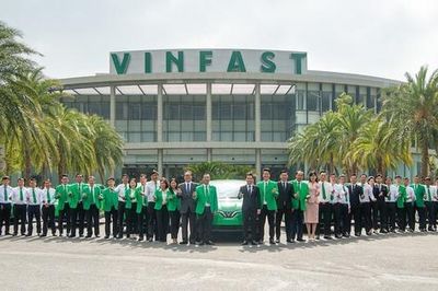 Taxi Mai Linh mua và thuê 3.999 ô tô điện VinFast