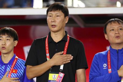 Trực tiếp họp báo Việt Nam vs Philippines: HLV Kim Sang-sik thoát hiểm