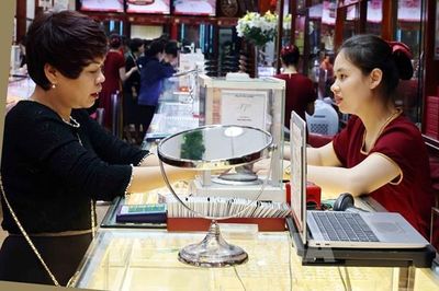 Giá vàng trong nước sáng 27/12 tiếp đà tăng