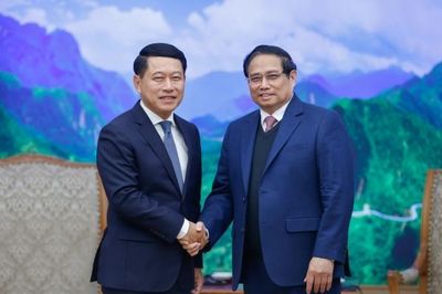 Hướng tới thành lập khu công nghiệp Lào - Việt