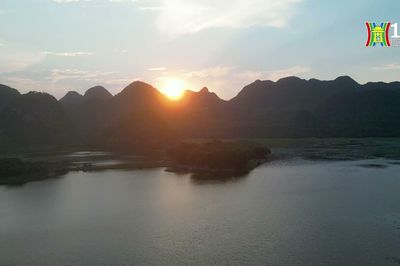 Mênh mông mây nước hồ Tuy Lai