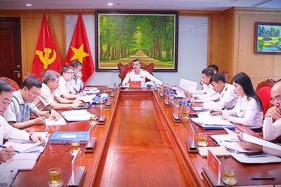 Quyết tâm cùng cả nước chống lãng phí