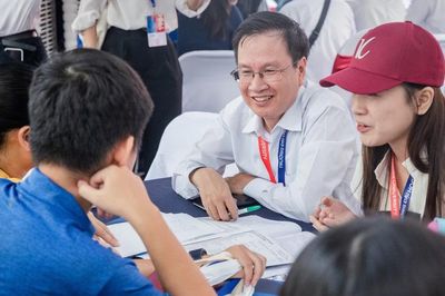 Chứng chỉ ngoại ngữ có phải 'cây đũa thần'?