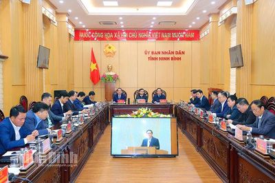 Hội nghị trực tuyến Chính phủ với các địa phương về tăng trưởng kinh tế