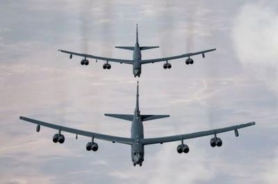 Máy bay ném bom B-52H của Mỹ xuất hiện ở Trung Đông