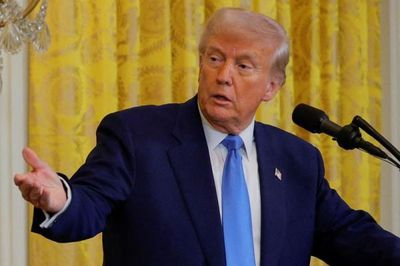 Ông Trump giới thiệu về chương trình thẻ vàng nhập cư 5 triệu USD
