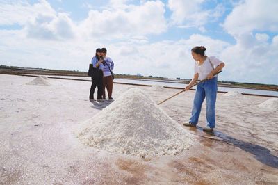 Du lịch Bạc Liêu có thể 'mặn mà' hơn nhờ muối