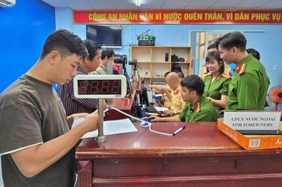 Từ 17/3, tiếp nhận hồ sơ đổi, cấp giấy phép lái xe tại 22 điểm địa bàn Thành phố Hồ Chí Minh