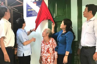 Vận động gần 32,5 tỷ đồng hỗ trợ người nghèo tỉnh Bình Dương xóa nhà tạm, nhà dột nát