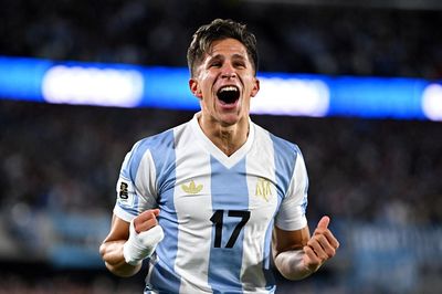 Thống kê khiến Brazil bẽ mặt trước Argentina