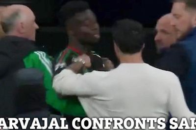 Sao Real Madrid bóp cổ Saka trong đường hầm, cầu thủ hai đội phải can ngăn