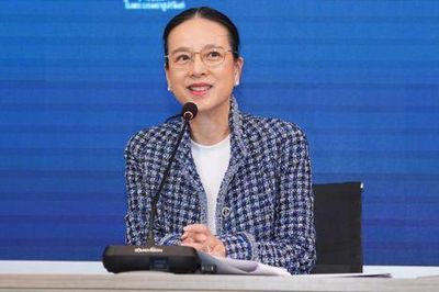 Madam Pang nhập viện