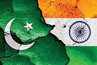 Thế giới kêu gọi Ấn Độ và Pakistan 'hạ nhiệt' căng thẳng