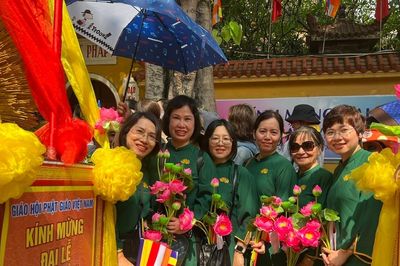 Cung rước xá lợi Phật về chùa Quán Sứ: Minh chứng của sự tự do tín ngưỡng