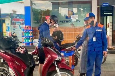 Chiều nay, xăng, dầu đồng loạt tăng giá