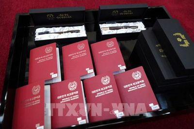 Hộ chiếu Hàn Quốc leo lên vị trí quyền lực thứ 2 thế giới