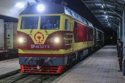 Tàu liên vận quốc tế đầu tiên đến ga Đồng Đăng sau 5 năm gián đoạn