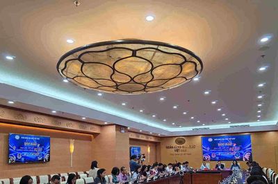 Ngân hàng sẽ siết chặt giao dịch điện tử với tài khoản doanh nghiệp chưa xác thực từ 1/7/2025
