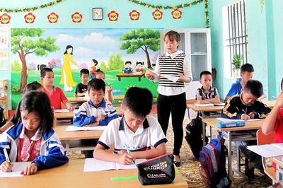 Gợi mở về chính sách cho tuyển dụng giáo viên