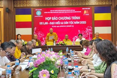 Phát huy đạo lý 'uống nước nhớ nguồn', tri ân các bậc tiền bối, anh hùng liệt sĩ