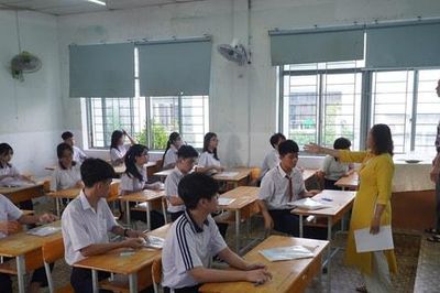 Kỳ thi vào lớp 10 tại TP Hồ Chí Minh: Mưa lớn khiến 1 phòng thi bị dột