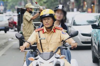 Công an thành phố Hà Nội đồng hành, tiếp sức thí sinh trong kỳ thi tuyển sinh lớp 10