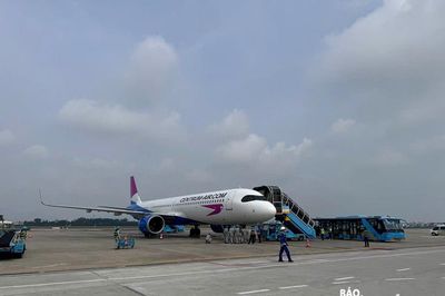 Hủy và chờ bay 14 chuyến bay từ Hà Nội- Đà Nẵng do ảnh hưởng của cơn bão số 1