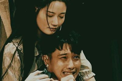 Ấn tượng vở kịch nói 'Đặng Thùy Trâm' tưởng niệm 55 năm ngày hy sinh của nữ bác sĩ anh hùng