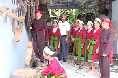 Tiếng hát giã cốm giữa đêm trăng đại ngàn