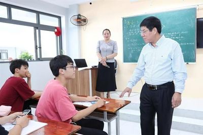 Kỳ thi tốt nghiệp THPT 2025: Chiều nay, gần 1,17 triệu thí sinh làm thủ tục thi