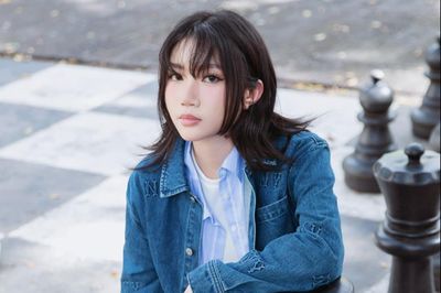Ca sĩ, hoa hậu 8.0-8.5 IELTS giải đề Tiếng Anh thi tốt nghiệp