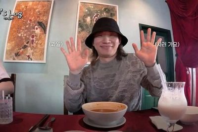 Daesung (Big Bang) mê chả giò, sinh tố và heo quay Việt
