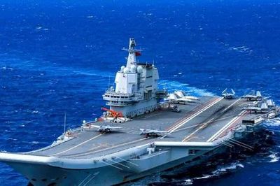 Tàu sân bay Sơn Đông lần đầu cập cảng Hồng Kông