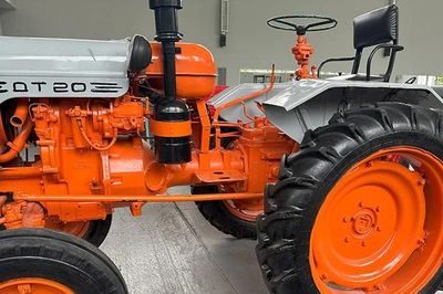 Bảo tàng máy kéo độc đáo ở Nga