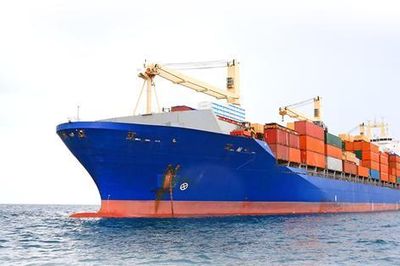 Loạt doanh nghiệp bị phạt vì vi phạm chứng khoán
