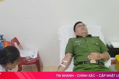 3 thành viên CLB Máu hiếm Hà Tĩnh hiến máu cứu bệnh nhân suy thận