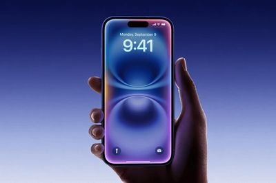 Apple vượt dự báo doanh thu quý 4, đối mặt chi phí thuế quan 1,1 tỷ USD
