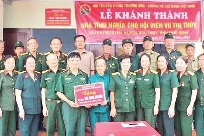 Chung tay chăm lo 'mái ấm' các gia đình có công