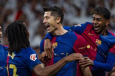 Áo đấu Barca đắt kỷ lục