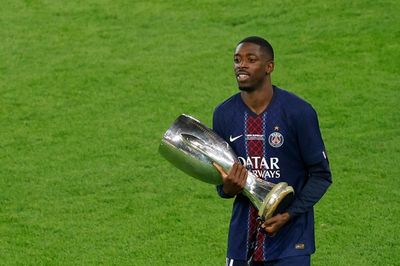 Dembele tỏa sáng phút cuối, CĐV tin chắc Quả bóng Vàng khó thoát