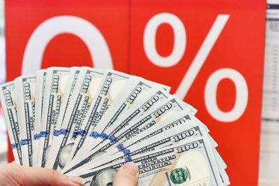 Giá USD ngân hàng chính thức xác lập mốc 26.500 đồng