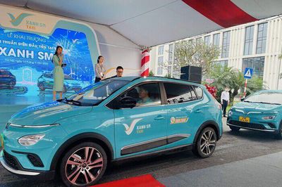 Taxi điện của tỷ phú Phạm Nhật Vượng 'tuyên chiến' với Grab tại Đông Nam Á