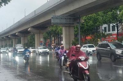 Hà Nội tiếp tục mưa to, lũ sông Tích, sông Bùi đạt và vượt mức báo động III