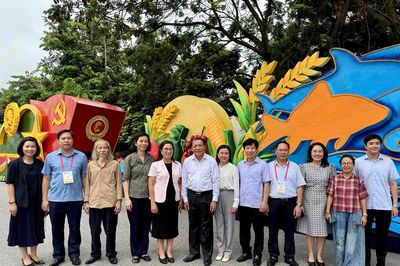 Bộ trưởng Nguyễn Văn Hùng kiểm tra công tác chuẩn bị xe mô hình phục vụ Lễ diễu binh, diễu hành kỷ niệm 80 năm Quốc khánh