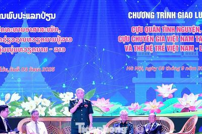 Tình hữu nghị vĩ đại, đoàn kết đặc biệt Việt Nam - Lào 'không kẻ thù nào có thể phá vỡ'