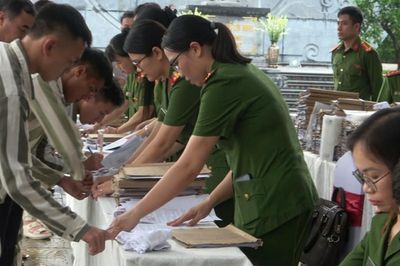 Ngày trở về của các phạm nhân được đặc xá và lời hứa trân trọng chính sách nhân đạo của Đảng, Nhà nước và nhân dân