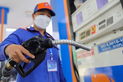 Giá xăng dầu hôm nay 7/9: Giảm rất mạnh